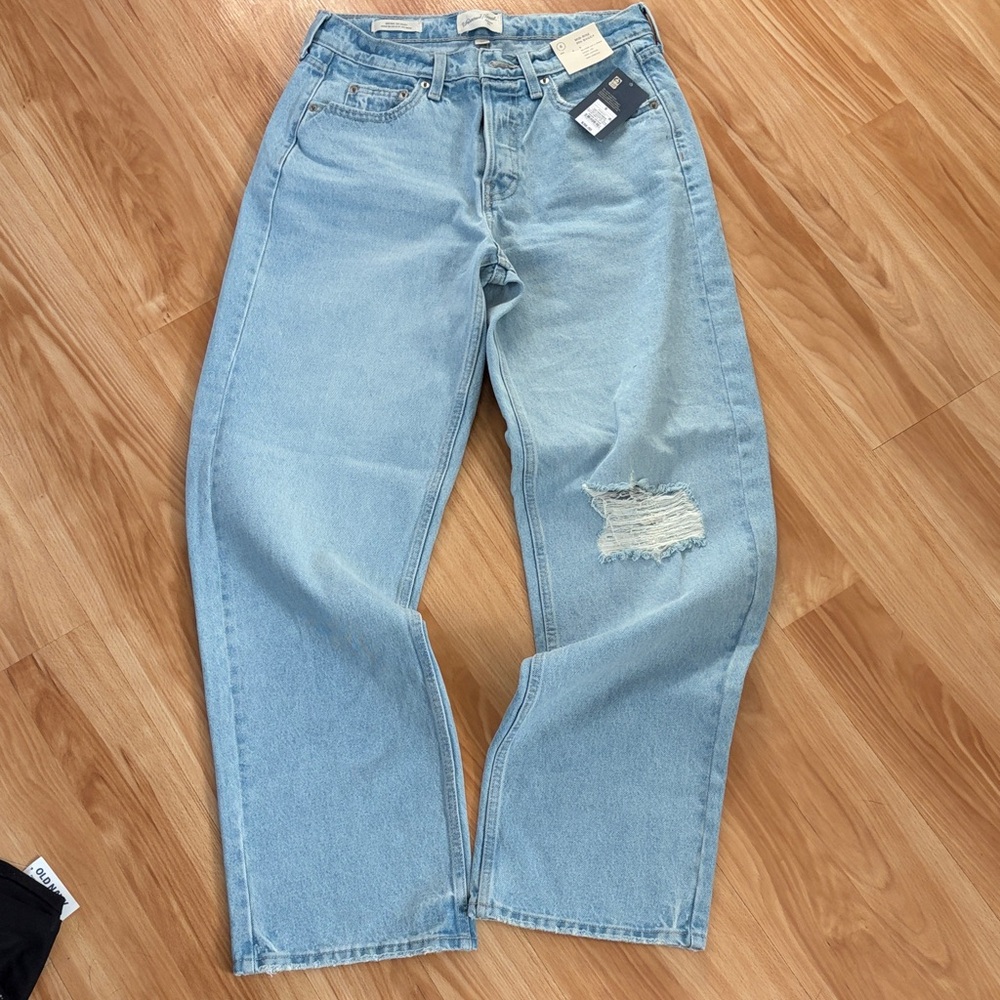 Universal Thread Light Blue Distressed Boyfriend Jeans